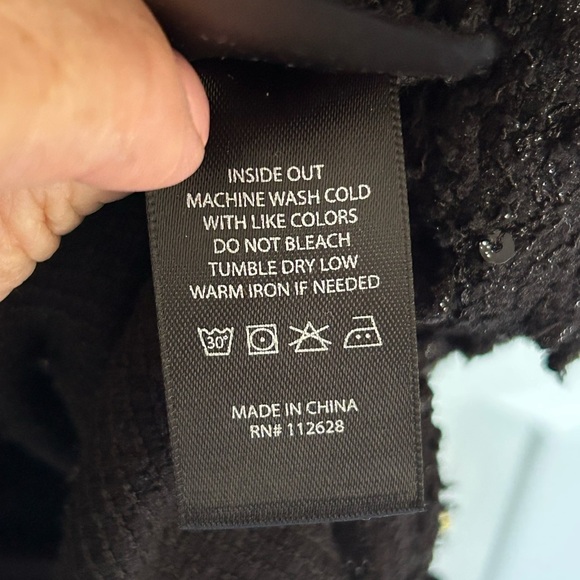 Max Jeans Women’s Stretchy, Black, Zip Sequin Top Sz S - Picture 6 of 6